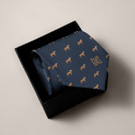 Pit Bull Dogs Mönster Monogrammed Slips<br><div class="desc">Pit Bull dog mönster på en klassisk marin blå bakgrund. Anpassa med ett monogram för att göra det till perfekten till en sorts gåva. Tittar för ett annat färg? Inga problem! Klicka helt enkelt på knappen "Anpassa" och välj den önskade bakgrunden färg.</div>