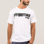 Pit Crew Brother Tävling Birthday Family Tävling B T Shirt<br><div class="desc">Perfektens födelsedagspresent till en bilracerbror för deras födelsedagsfest i tävling som kärlek formar tävla. Visa alla att du är en entusiastbroder från tävlan i fantastisk med den här designen. Den här familjens racerfödelsedagskalender visar: Pit Crew Brother,  med tävla flagga. Ge det till din bror för en racerfödelsedag.</div>
