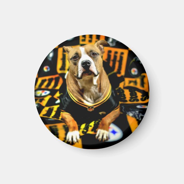 Pitbull Rädding Hund Football Fanatic Magnet (Framsidan)