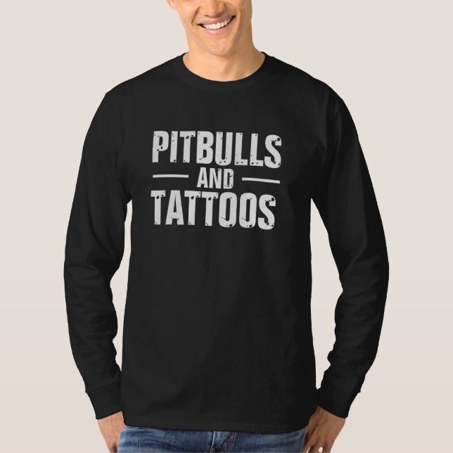 Pitbullar och tatueringar Trendiget Hund Hundägare T Shirt (Framsida)