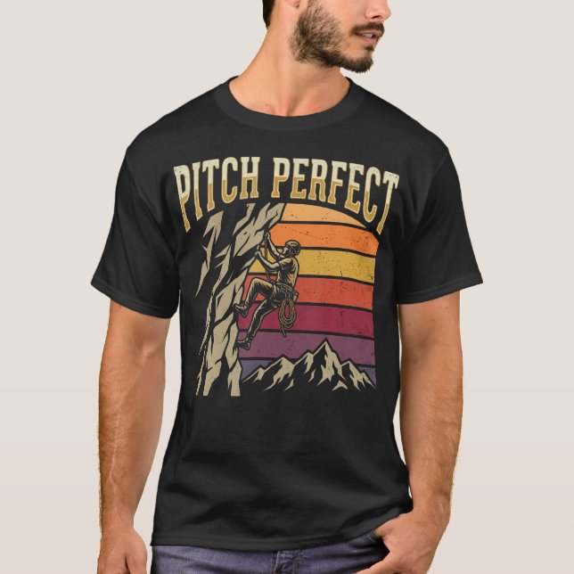 Pitch Perfect Klippklättring Berg T Shirt (Framsida)