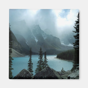 Pittoresk Moraine sjö från Banff medborgarePark. Magnet