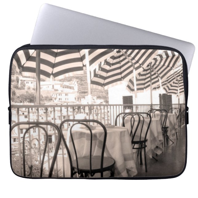 Pittoresk restaurangbalkong, Italien Laptop Fodral (Framsidan)