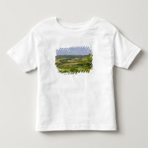 Pittoresk utsikt över jordbruksmark söder om Arcad T Shirt