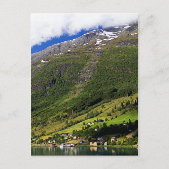 Pittoreskt samhälle vid fjorden, Norge Vykort (Framsida)