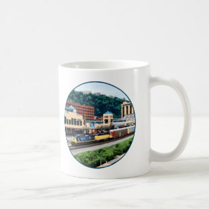 Pittsburgh PA - Tåg som går förbi stationen, Kaffemugg