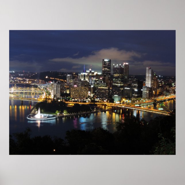 Pittsburgh Skyline på Dusk Poster (Framsidan)