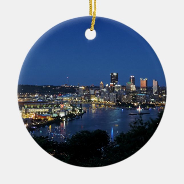Pittsburgh Skyline vid Dusk Julgransprydnad Keramik (Framsidan)