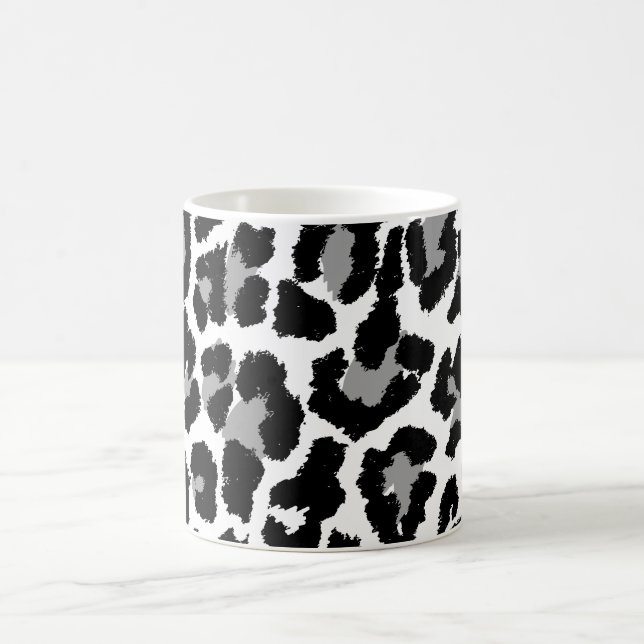 PixDezines black and white leopard print Kaffemugg (Center)