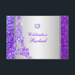 PixDezines falska glitter Eiffel Bar/Bat Mitzvah-f Inbjudningar<br><div class="desc">PixDezines firande/mottagningskort med falskt glitter Eiffeltorn.. silver och kunglig lila kombination.  Davidstjärnan kan tas bort om du vill använda detta för någon annan tillställning.  Helt anpassningsbar,  ändra din bakgrundsfärg. 



com</div>