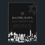 PixDezines NYC urban/bar mitzvah Inbjudningar<br><div class="desc">PixDezines siluett av New York Citys skyline.  PixDezines dynamiska design låter dig ändra bildstorlek,  typsnitt och bakgrundsfärg för bar mitzvah eller valfritt evenemang.
com</div>