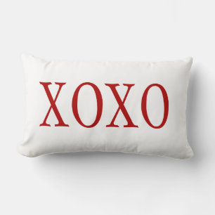 PixDezines RÖD XOXO/DIY bakgrundsfärg Lumbarkudde