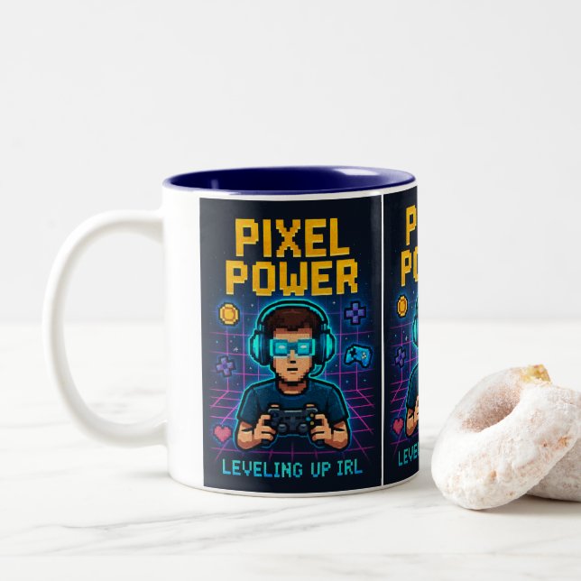 Pixelkraft – Leveling Up IRL-affisch Två-Tonad Mugg (Med munk)