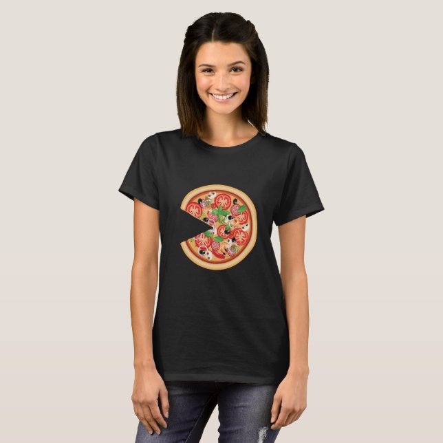 Pizza med den saknade skivan som matchar t shirt (Hel framsida)