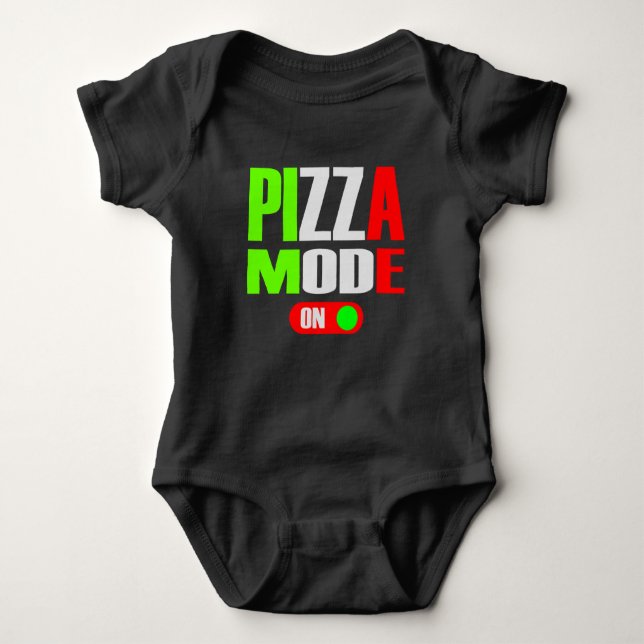 Pizza mode On Funny Apparel Eat Gift Idea T Shirt (Framsida)