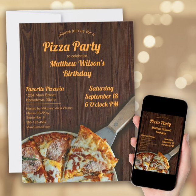 Pizza Party Birthday Rustic Wood-inbjudan Inbjudningar (Pizza Party Birthday Invitations with a rustic wood background for a child, teen, or adult birthday.)