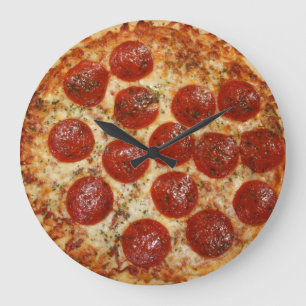 Pizza tar tid på stor klocka