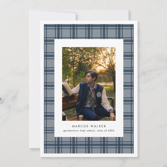 Plaid Elegant Photo Graduation Announcement Inbjudningar (Framsida)