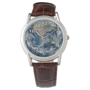 Planet Earth från Rymden med moln Armbandsur