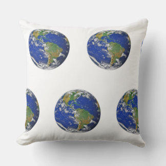 Planet Earth pillow Kudde