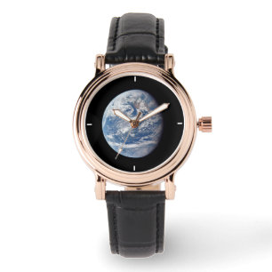 Planet Earth taget av besättningen Apollo 11. Armbandsur