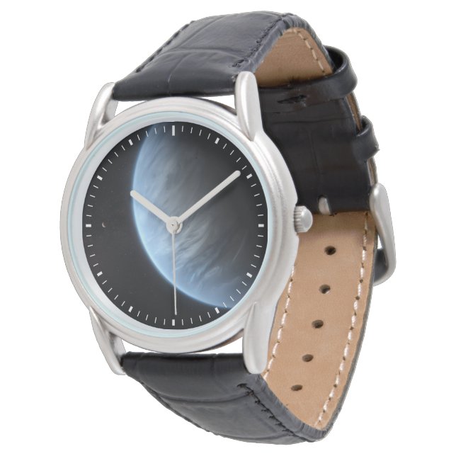 Planet K2-18b, värdstjärna och tillhörande plan. Armbandsur (Vinklad)