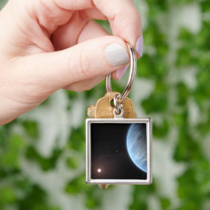 Planet K2-18b, värdstjärna och tillhörande plan. Fyrkantig Silverfärgad Nyckelring
