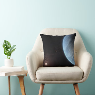 Planet K2-18b, värdstjärna och tillhörande plan. Kudde