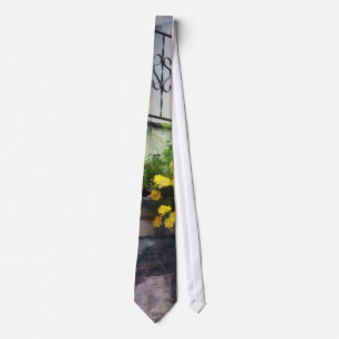 Planter med den gula blommarkaktusen slips