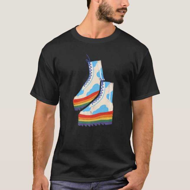 Platform Boots Gay Kärlek LGBTQ+ Cute Aestthetic T Shirt (Framsida)