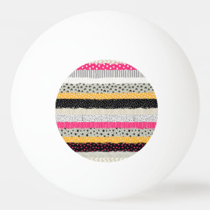 Plattor: Mångsidig, sömlös design. Pingisboll