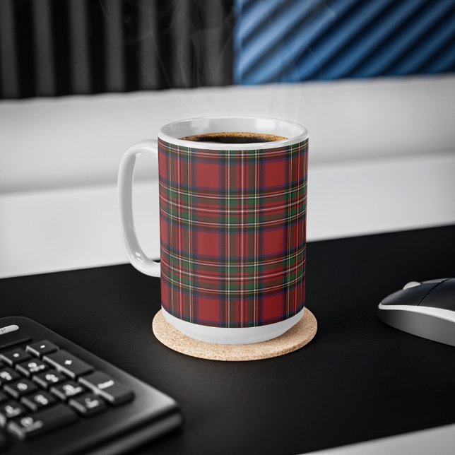 Play Rustic Red Stewart Birthday Tartan Kaffemugg (Rustic Plaid Red Green Stewart Tartan 15oz Coffee Mug)