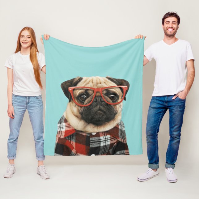 Play Shirt Pug Fleecefilt (På plats)
