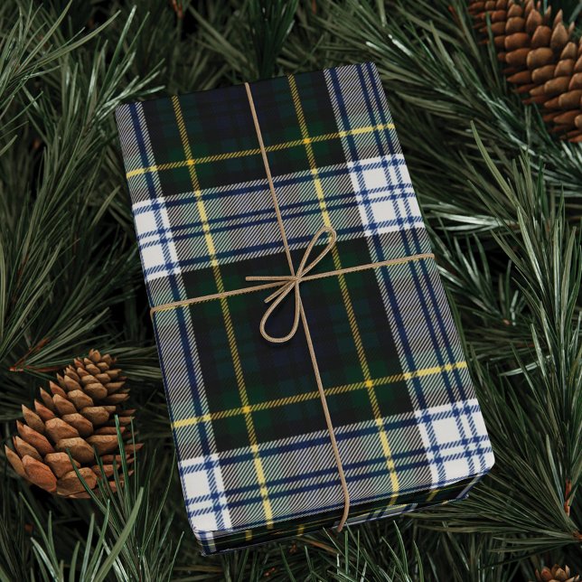 Play Tartan Klan Gordon White Grönt Helgdag Presentpapper (Clan Gordon Tartan Plaid Rustic Wrapping Paper)