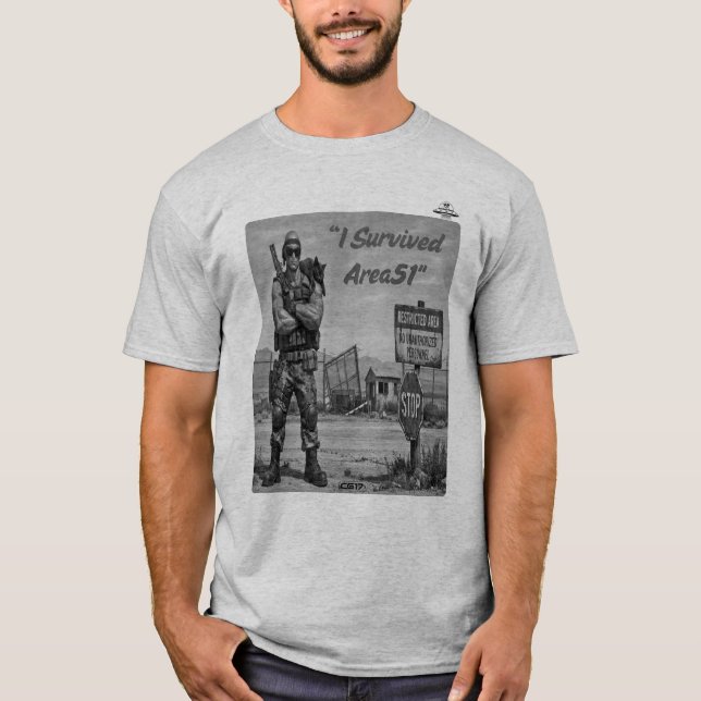 Playera Area51 -I survived Area51 T Shirt (Framsida)