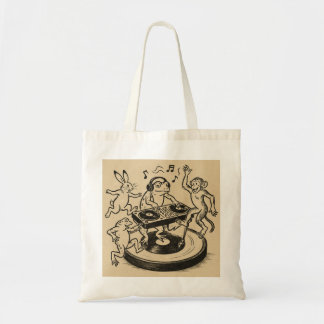 Playful Animals in Traditional Japanese Scroll-Sty Tygkasse
