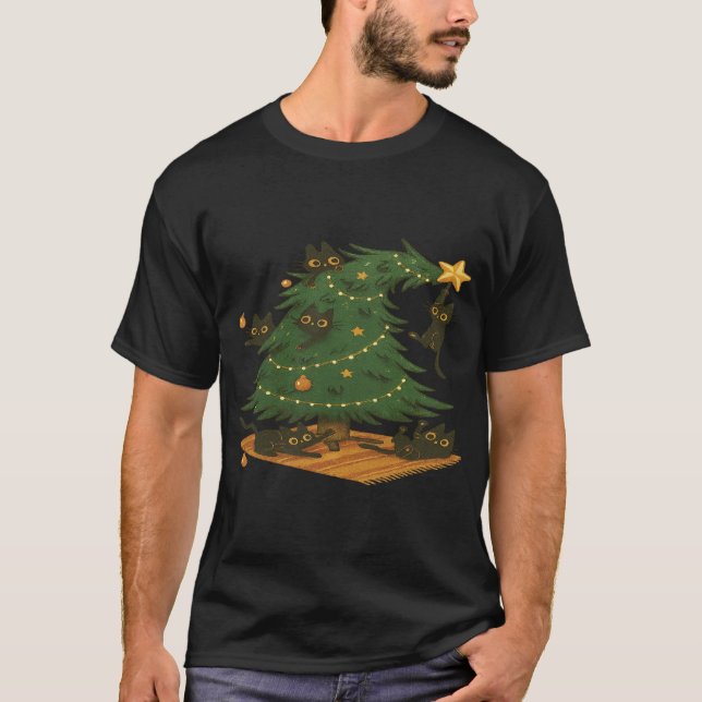 Playful Black Cats Wrecking Christmas Tree T-Shirt (Framsida)