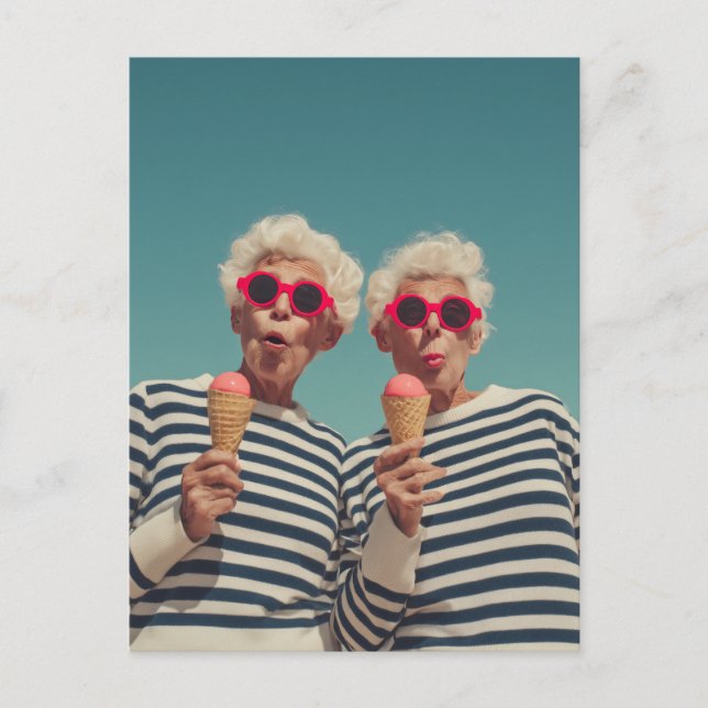 Playful Senior Summer Vibes Vykort (Framsida)