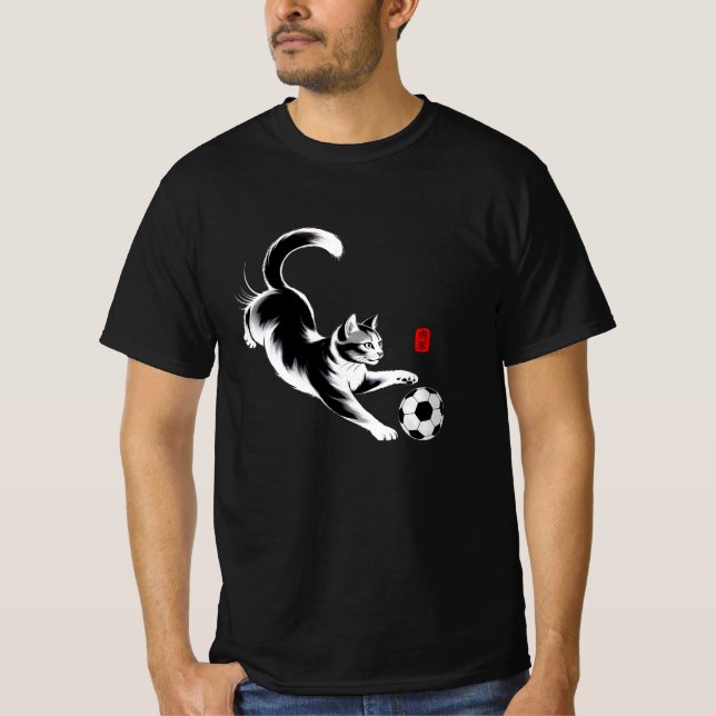 Playful Soccer Cat T-Shirt - Gift for Cat Lovers (Framsida)
