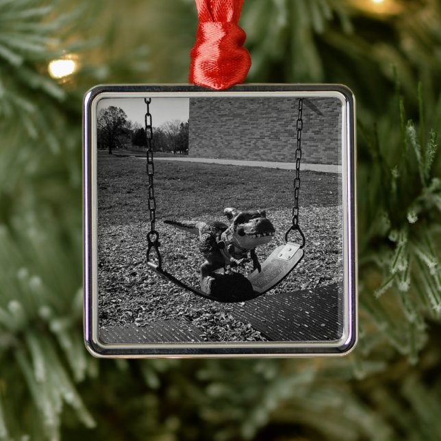 Playground Tyrannosaurus TREX Dinosaur Funny Julgransprydnad Metall (Träd)