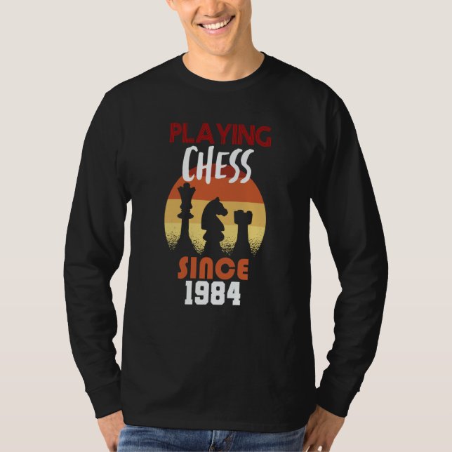 Playing chess since 1984 t shirt (Framsida)