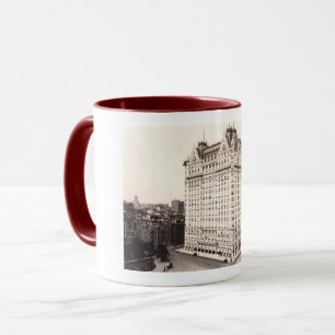 Plaza Hotel, New York City Vintage Inspired Mugg