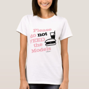 Please matar inte modellerar t shirt