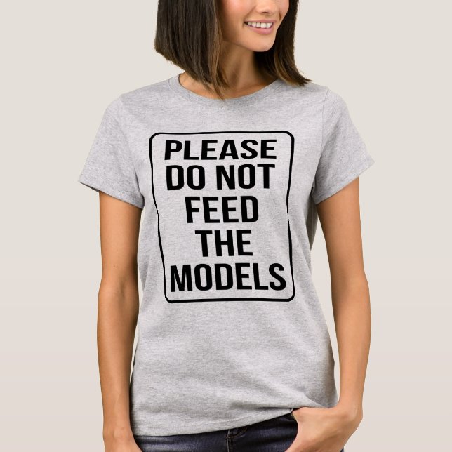 PLEASE MATAR INTE MODELLERAR T SHIRT (Framsida)