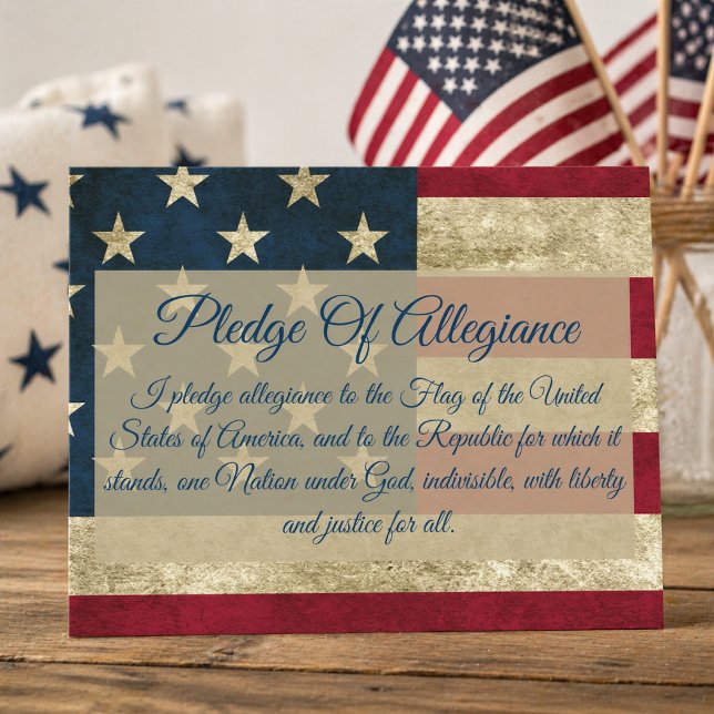 Pledge of Allegiance Distressed American Flag Vykort (Skapare uppladdad)