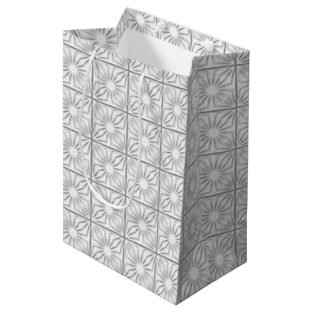Pleed Corners-White-Gift Bag M (Framsidan Vinklad)