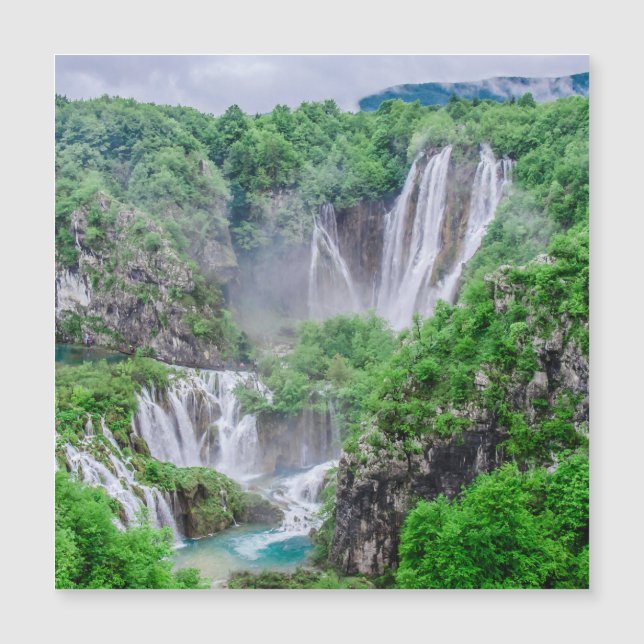 Plitvice sjöar vattenfall (Framsida)