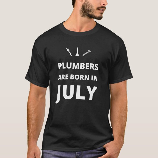 Plommon är födda i juli t shirt (Framsida)
