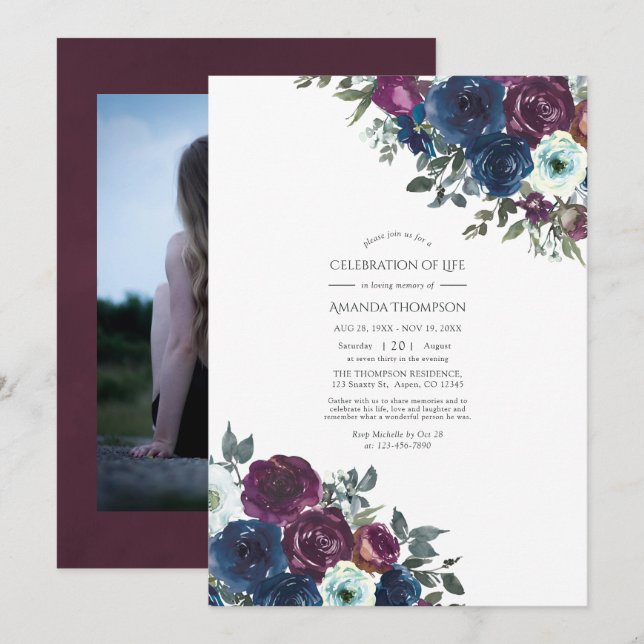 Plommon och marinblå blomsterlig firande av livets inbjudningar (Fram/baksida)