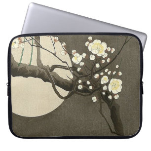 Plommonet blomstrar på natten vid Ohara Koson Laptop Fodral